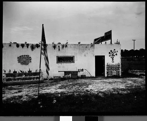 [Side View of Shell House Roadside Stand, Florida]