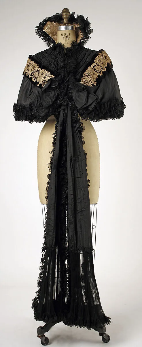 Cape — House of Worth