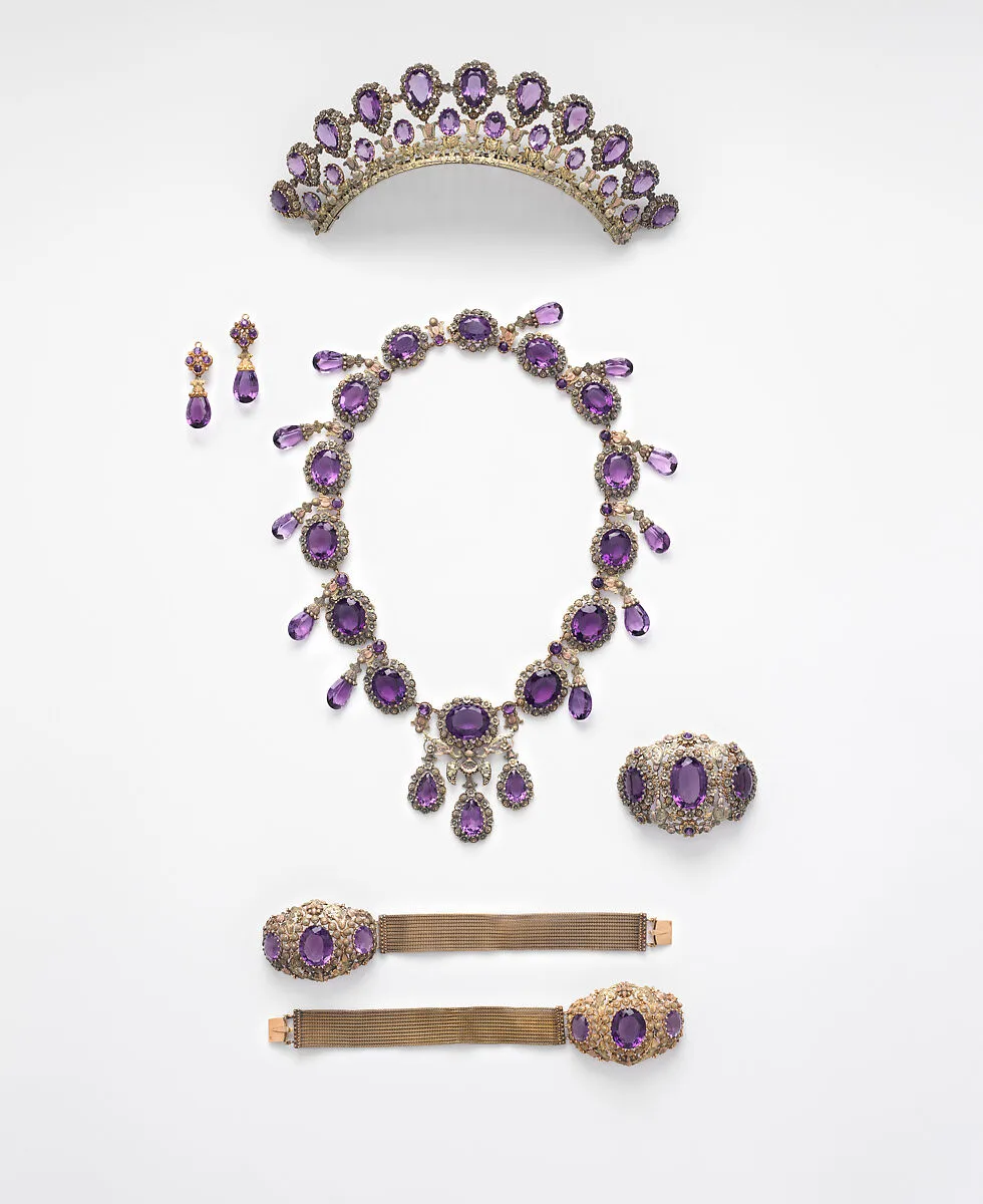 Necklace (part of a set) — Unknown