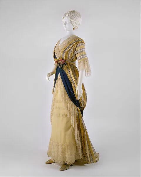 Dress — House of Drécoll|Mme. Marguerite de Wagner