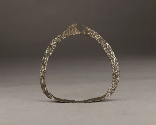 Stirrup