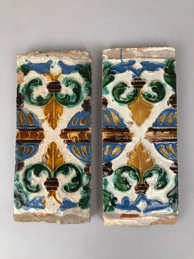 Ceiling tiles
