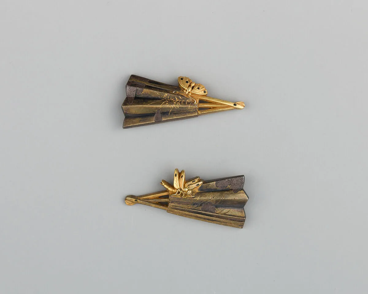 Pair of Sword-Grip Ornaments (Menuki) — Unknown