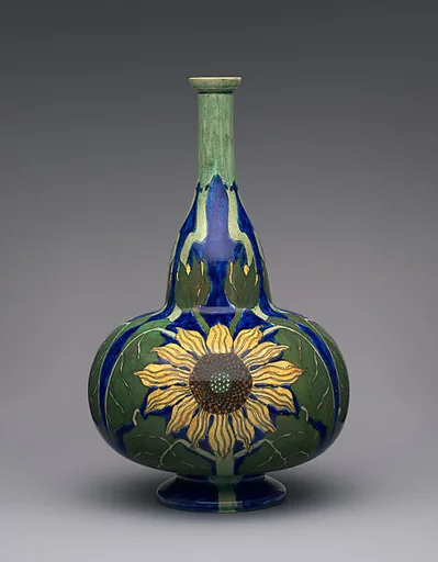 Vase with sunflowers
