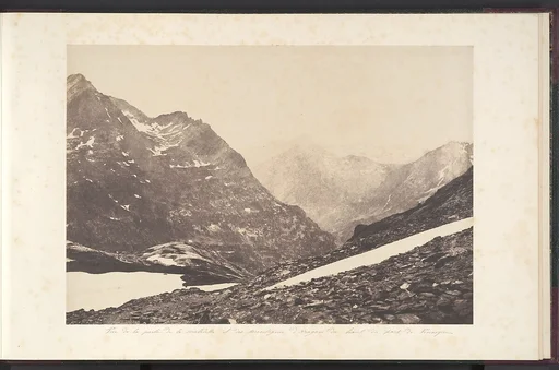 Vue de la partie de la Maladetta et des montagnes du haut du port de Vénasque