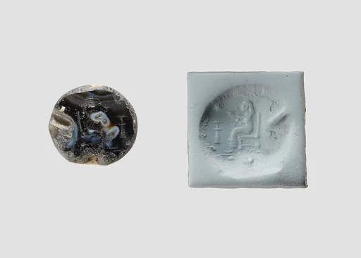 Stamp seal (scaraboid) with deity (?)