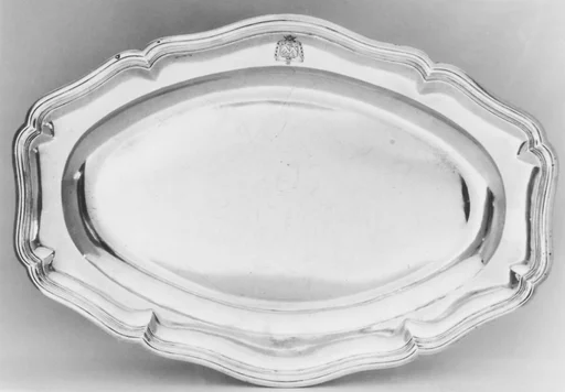 Oval dish