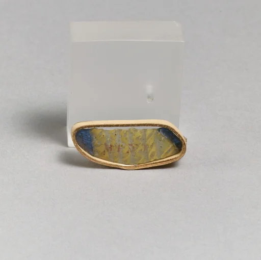 Glass network mosaic bowl fragment