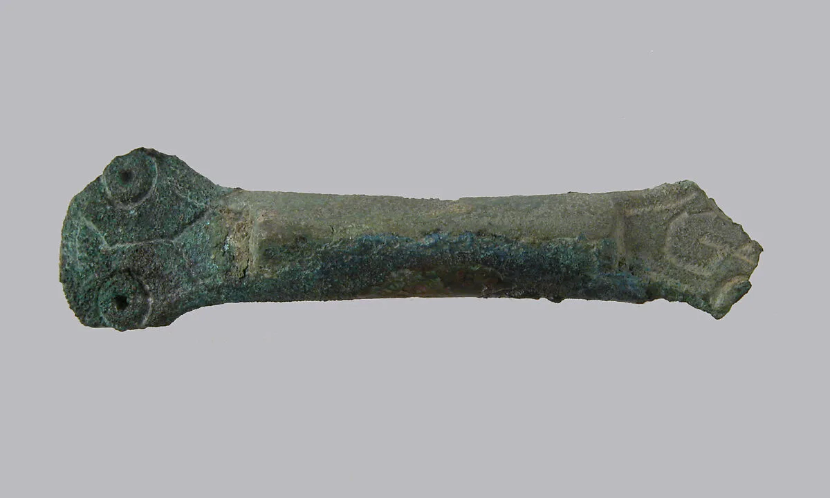 Equal-Arm Brooch — Unknown