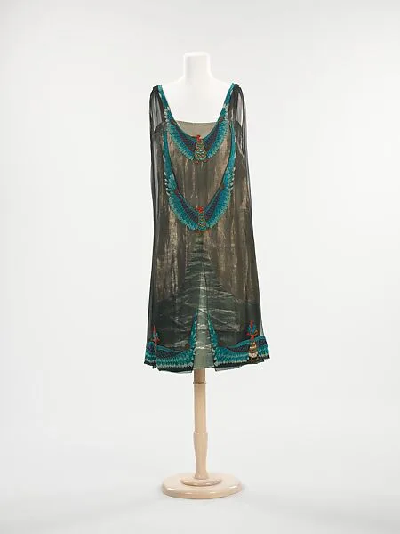 Evening dress — Thurn