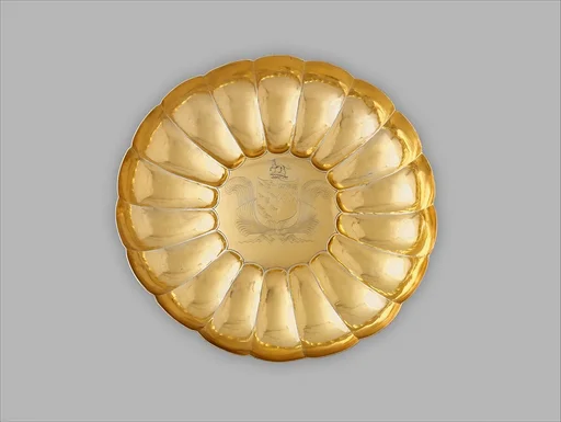Dish (one of a pair)