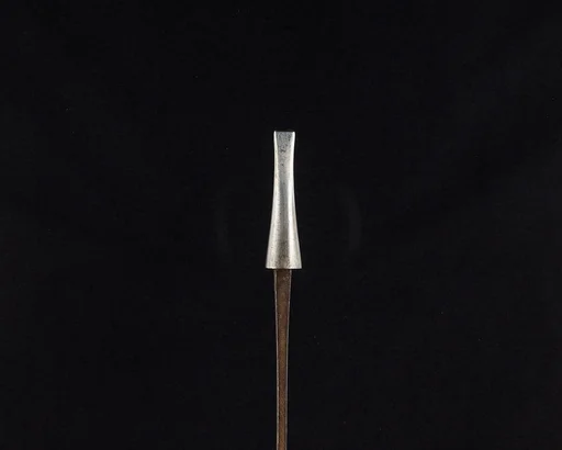Arrowhead (<i>Yanone</i>)