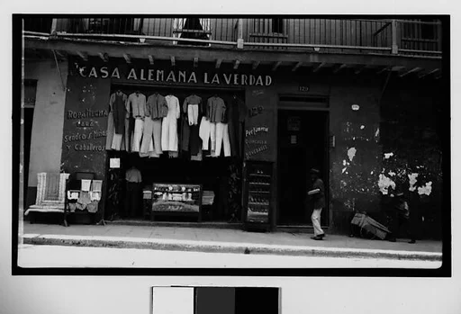 [Clothing Shopfront Façade, Havana]