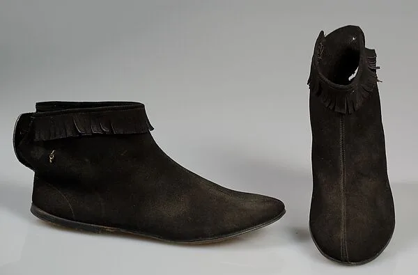 Boots — Canfora