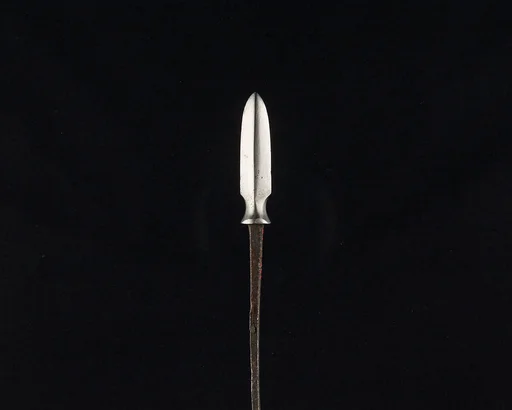 Arrowhead (<i>Yanone</i>)