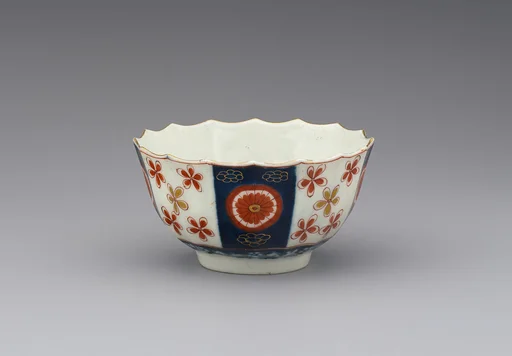 Cup (part of a service)