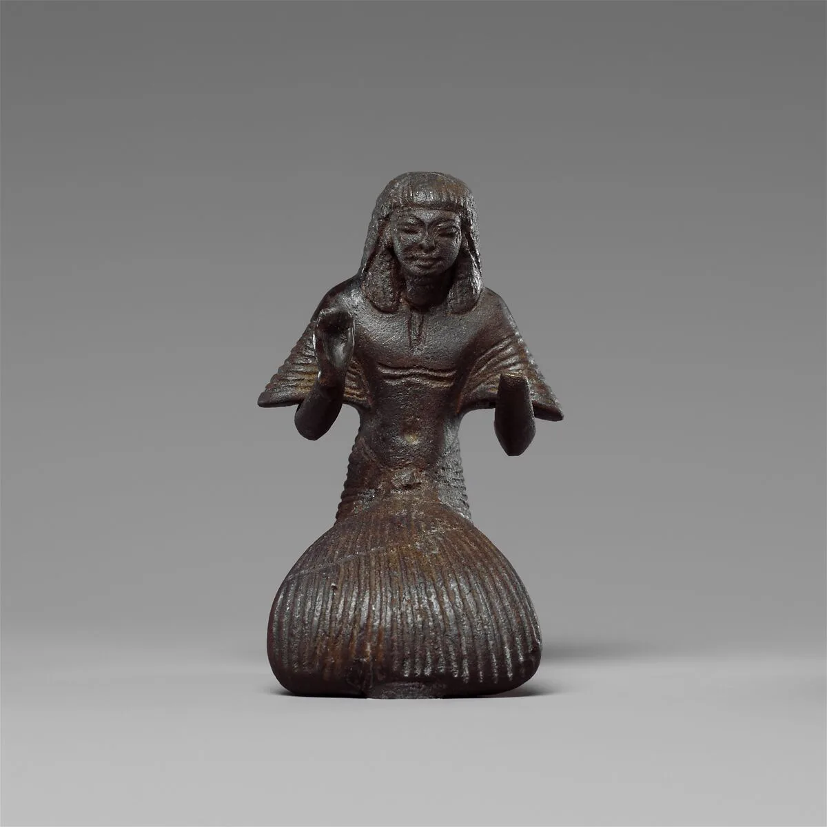 Kneeling official — Unknown