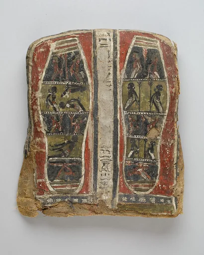 Footboard from a cartonnage case