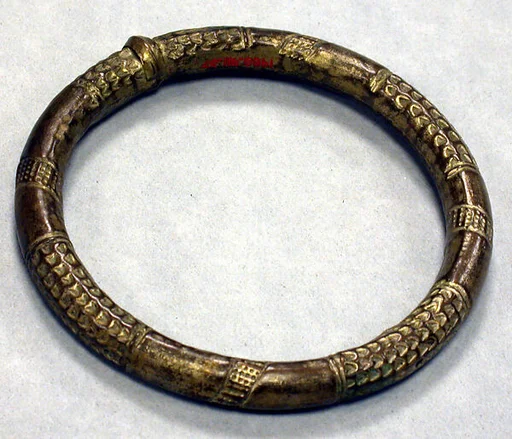 Bracelet