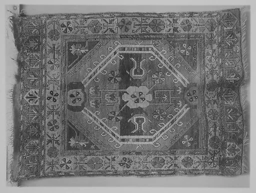 Single-Octagon Floral Rug