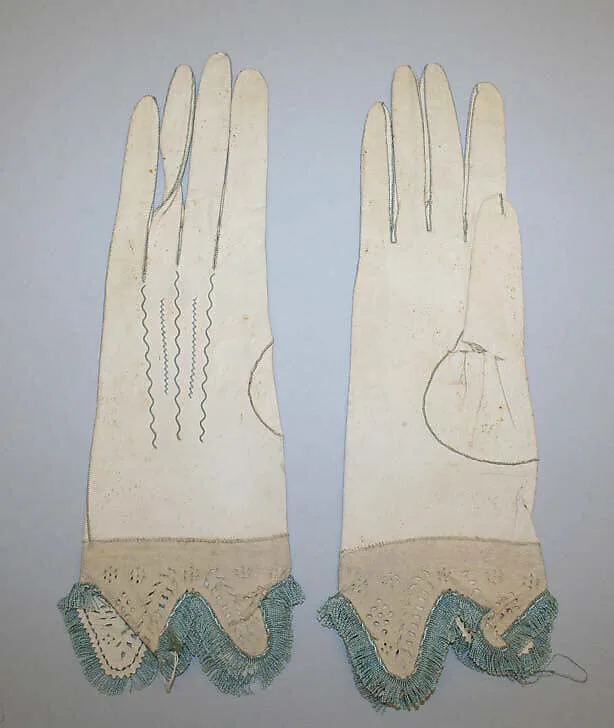 Gloves — Unknown