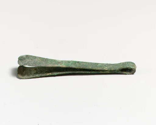 Tweezers