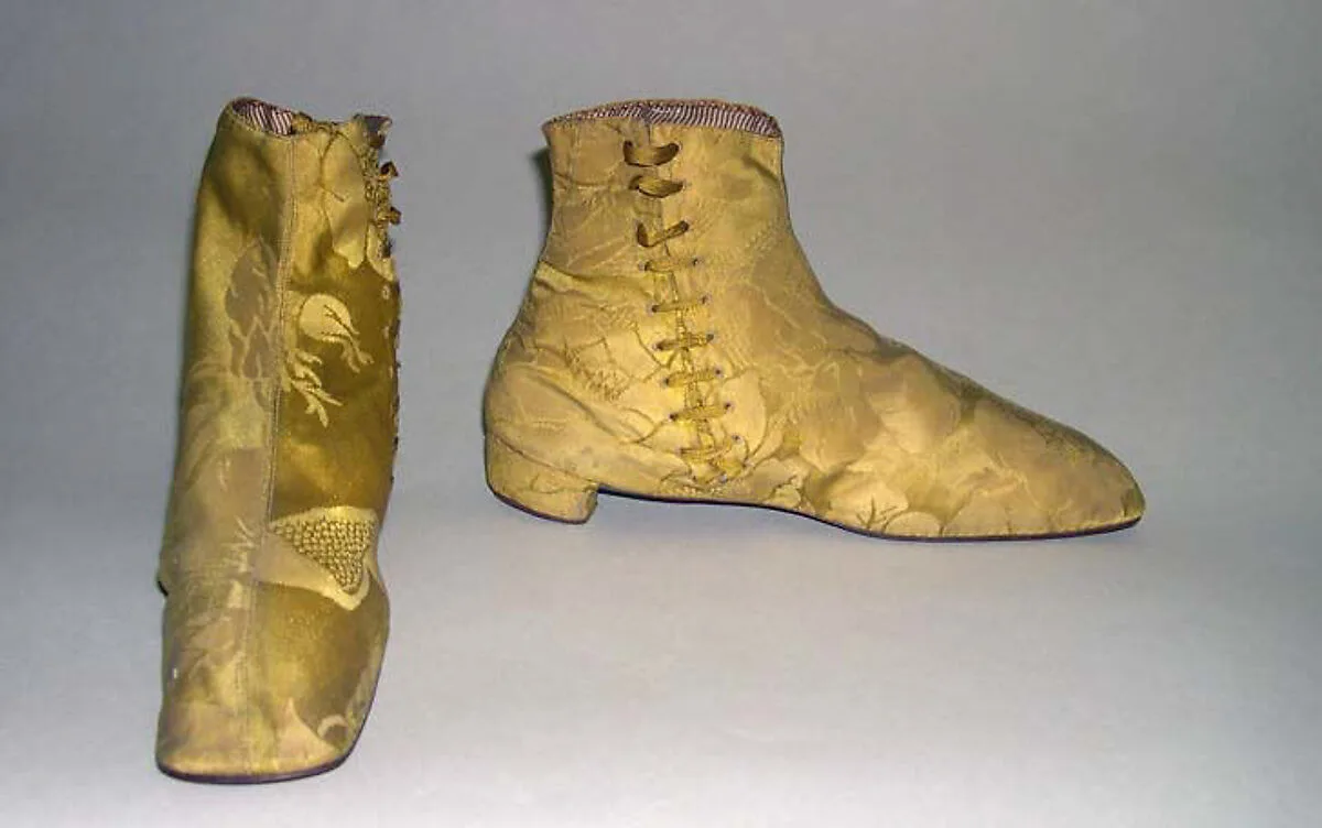 Shoes — Unknown