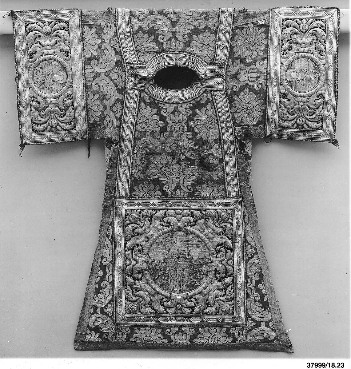 Dalmatic — Unknown