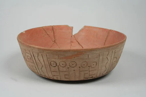 Incised bowl with fox motif