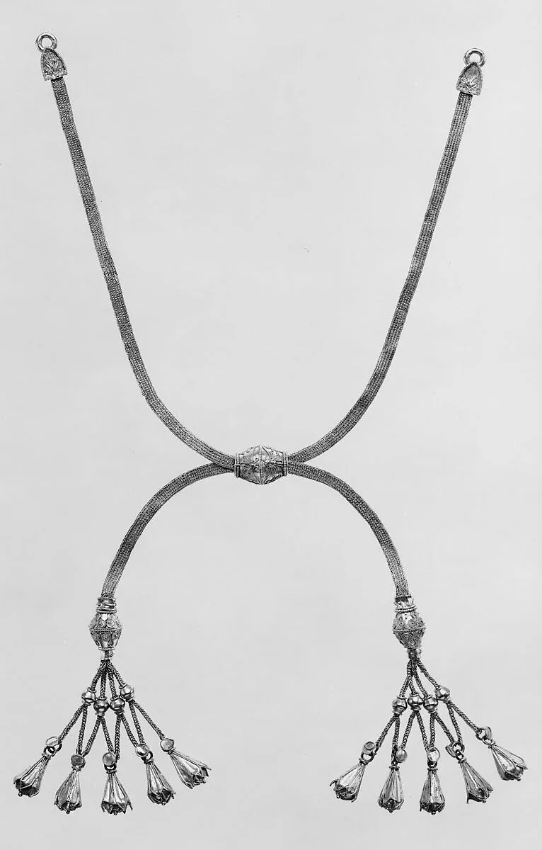 Gold slipknot strap necklace — Unknown