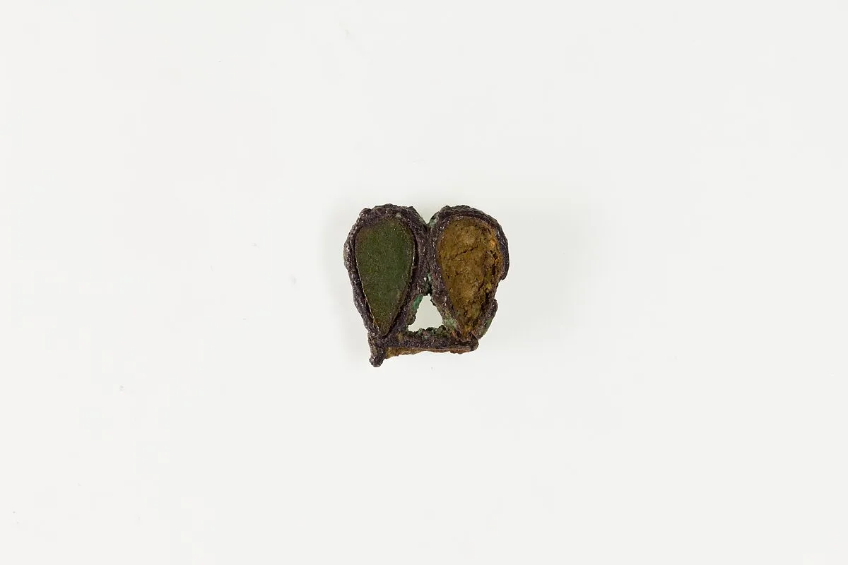 Horns of a Bat emblem from a pectoraI — Unknown
