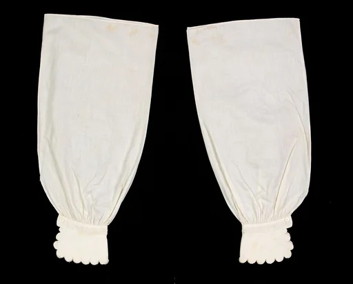 Undersleeves