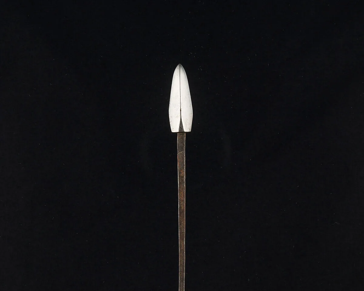 Arrowhead (<i>Yanone</i>) — Unknown