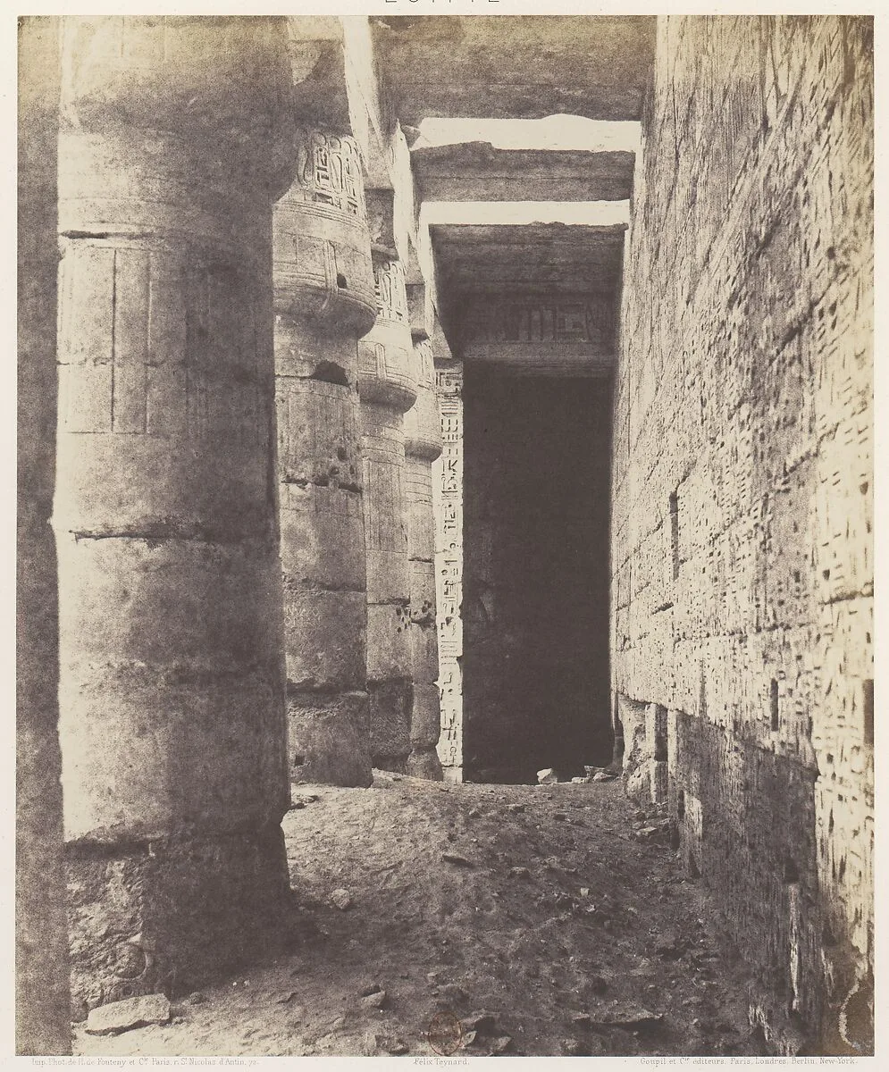 Médînet-Abou (Thèbes), Construction Postérieures - Deuxiéme Cour - Galerie Sud-Ouest — Félix Teynard|Imprimerie Photographique de H. de Fonteny et Cie