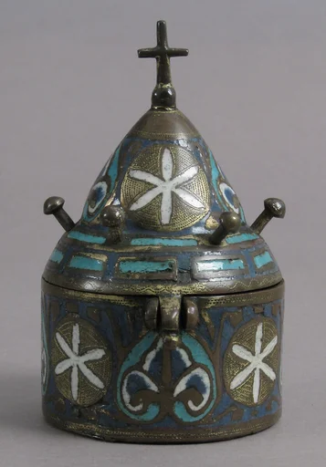 Pyx