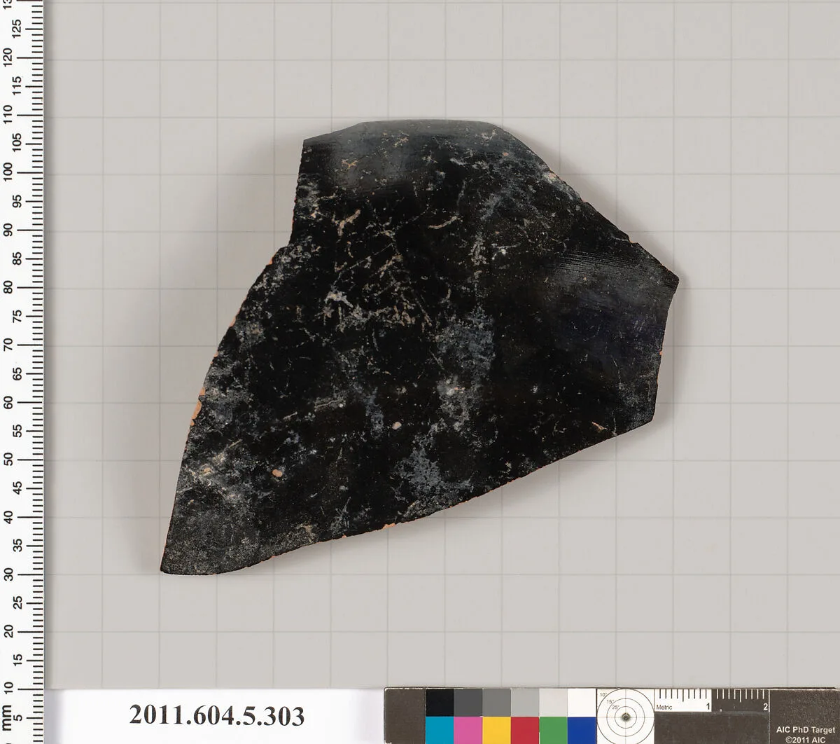 Terracotta rim fragment of a kylix (drinking cup) — Unknown