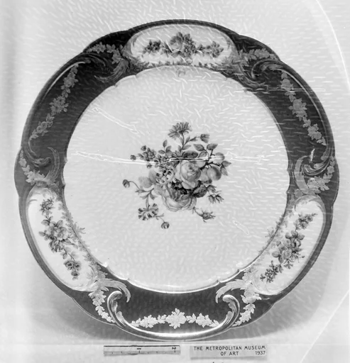 Plate (Assiette à palmes) (1 of 102) (part of a service)