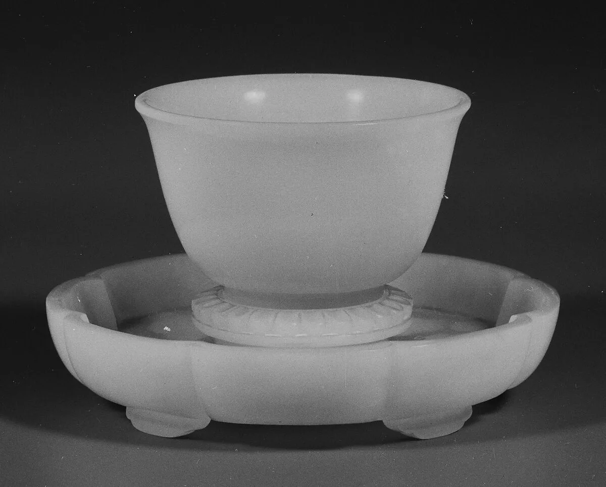 清中期 玉杯|Cup and saucer — Unknown