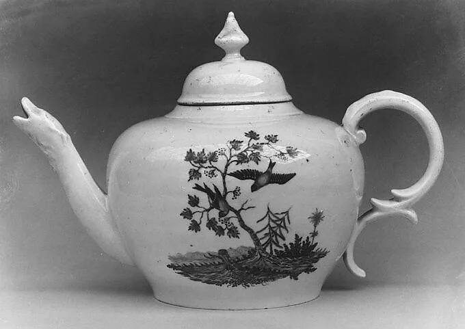 Teapot — Nymphenburg Porcelain Manufactory