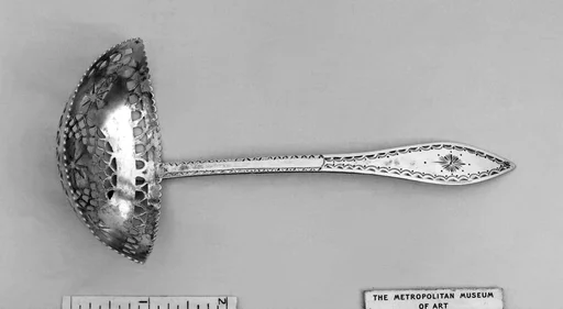 Sugar sifter