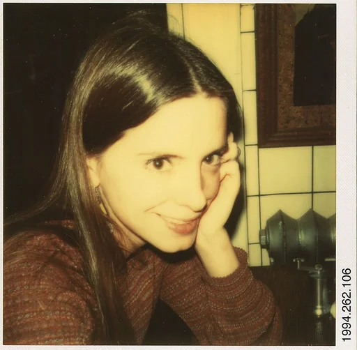 [Liz Lesy]