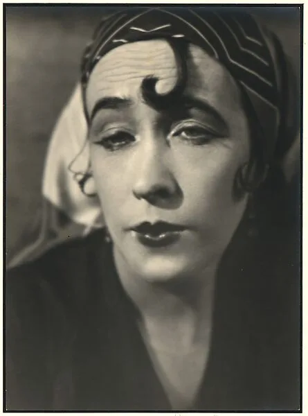 Elsa Naess, Impersonating — Johan Hagemeyer