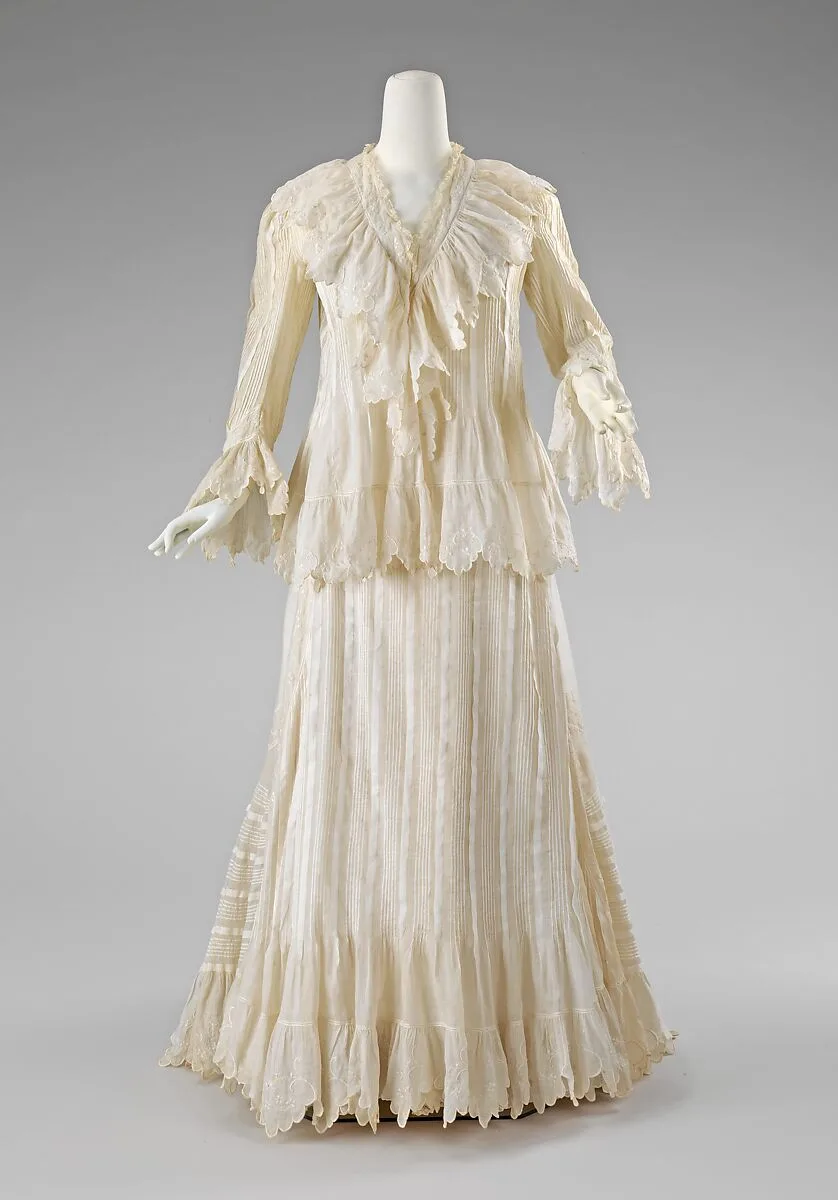 Morning dress — Unknown