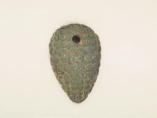 Amulet pendant, grapes