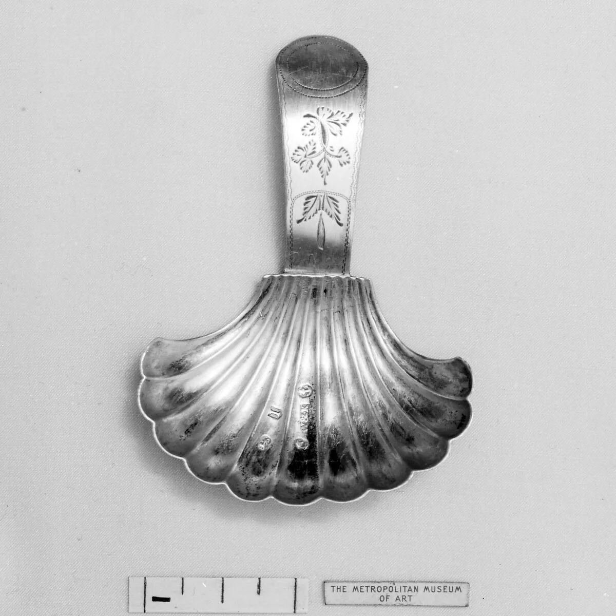 Caddy spoon — Wardell & Kempson