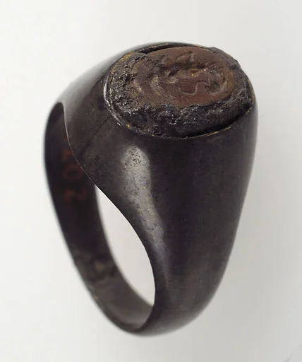 Finger Ring