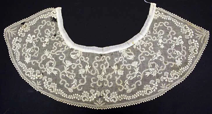 Collar — Unknown