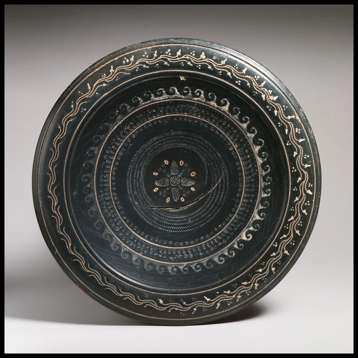 Terracotta dish — Unknown