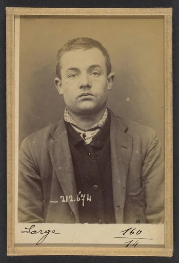 Large. Etienne, Louis. 20 ans, né le 1/1/74 à Lyon (Rhône). Tapissier. Anarchiste. 9/1/94.