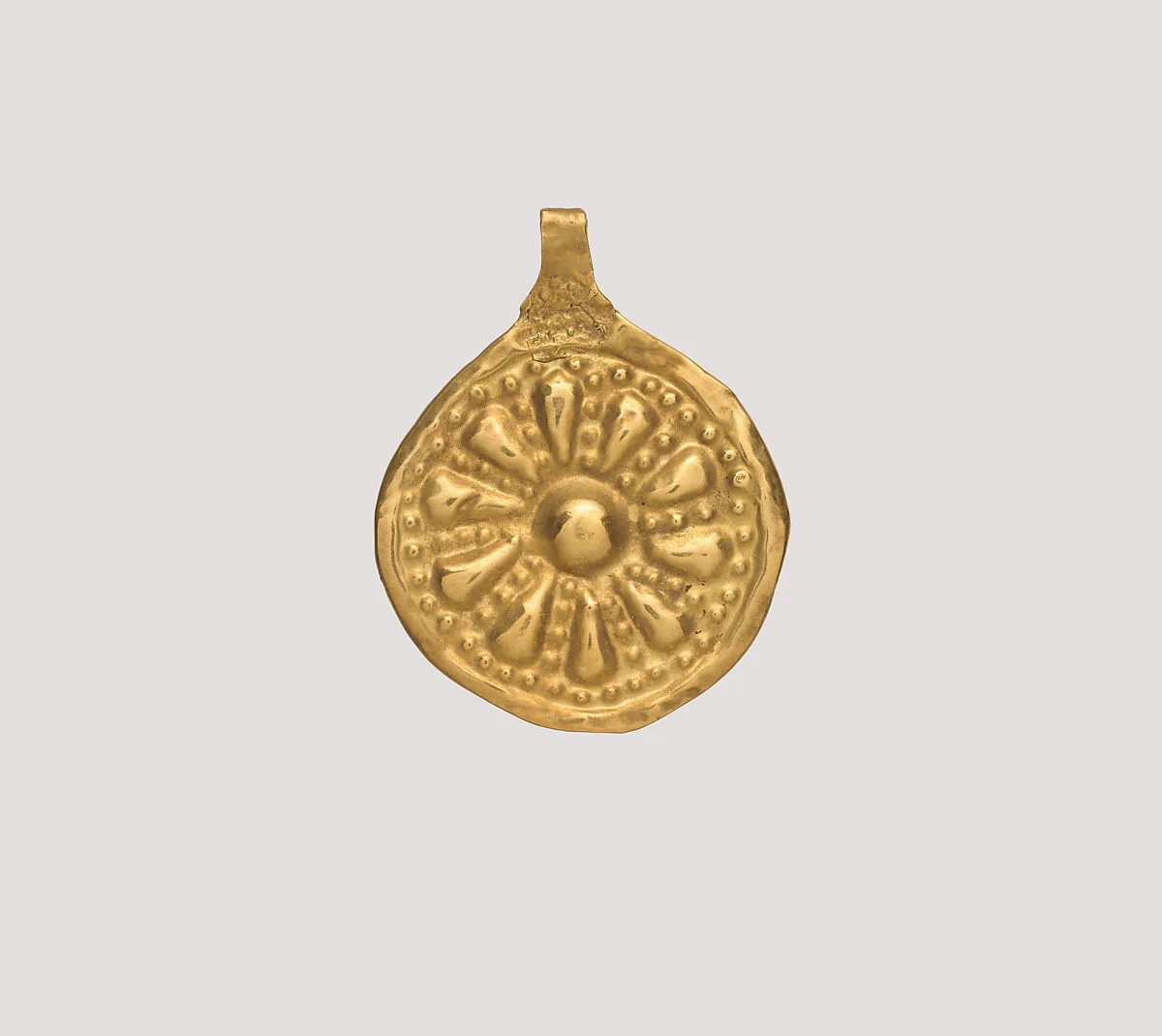 Rosette pendant — Unknown